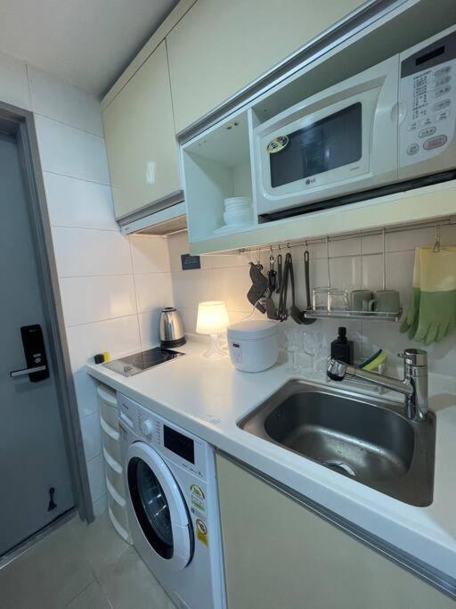 Samseong W House R2319 Apartment *